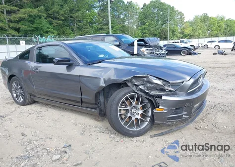2014 Ford Mustang V6 Premium from USA, damaged, VIN 1ZVBP8AM5E5303187